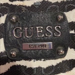 I used this bag a few times! Super cute!